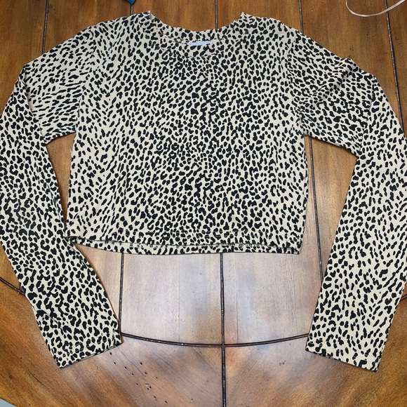 Adika cheetah print long sleeve - Picture 2 of 2